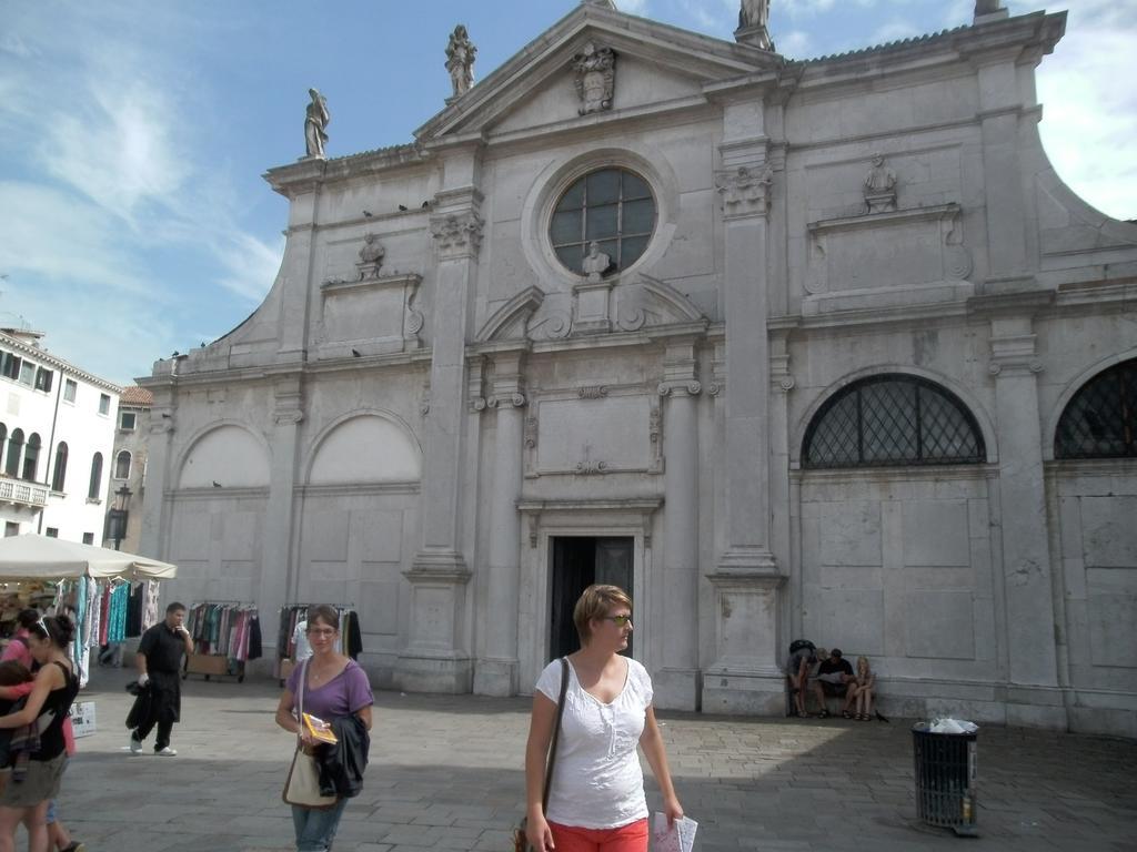 Sweet Venice - Checkin At "Alloggi Ss Giovanni E Paolo" Hotel Buitenkant foto